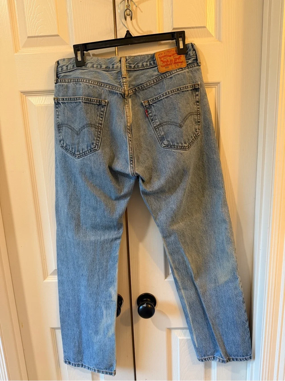 Levis leg stylish
